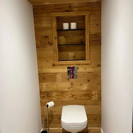 Superbe Neuf Avec Sauna Privé&terrasse Vue Sur La Montagne Apartamento *
